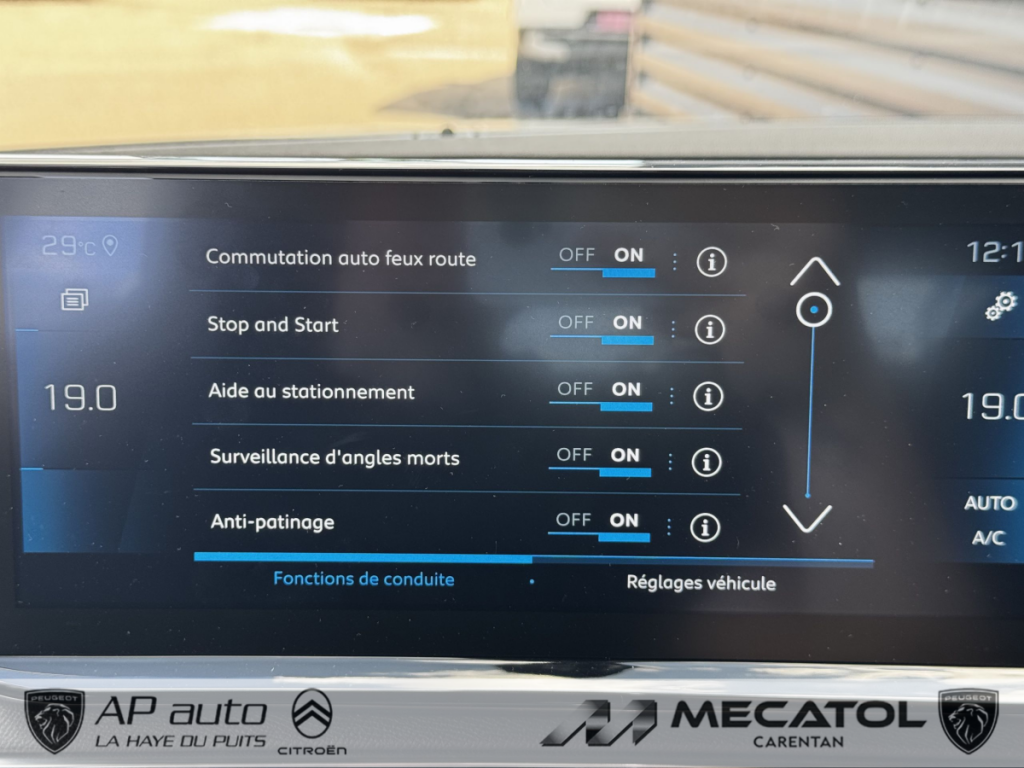 Peugeot 3008 (2) BlueHDi 130 S&S EAT8 GT