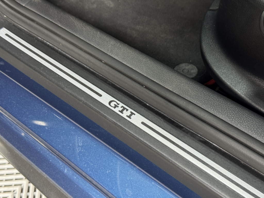 Volkswagen Polo (5) 1.8 TSI 192 GTI BMT 5 portes  (sept. 2016) (co2 140)