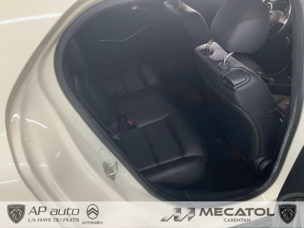 Mercedes Classe GLA GLA 250 4MATIC Fascination (245)  5 portes  (juil. 2014) (co2 154)