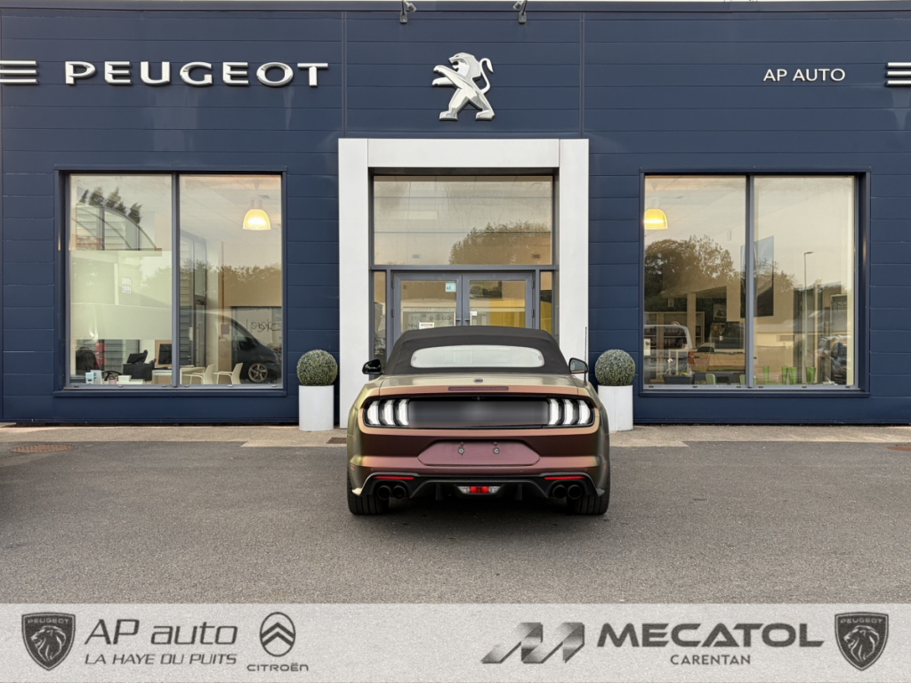 Ford Mustang (6) Convertible V8 BVA10 GT