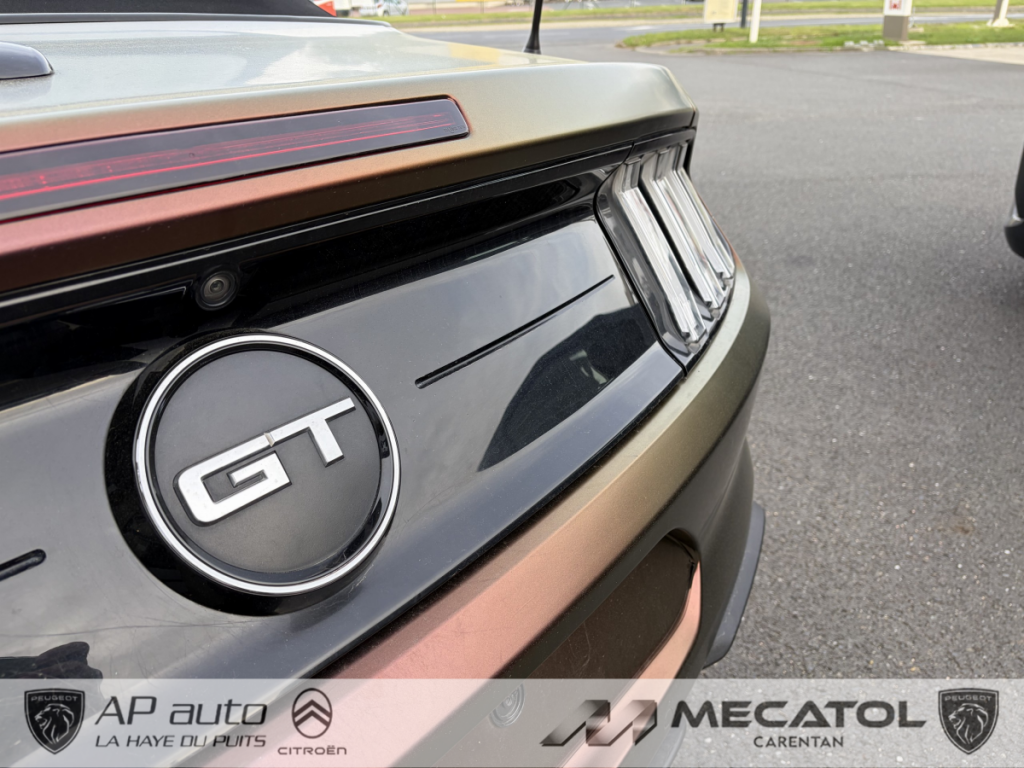 Ford Mustang (6) Convertible V8 BVA10 GT
