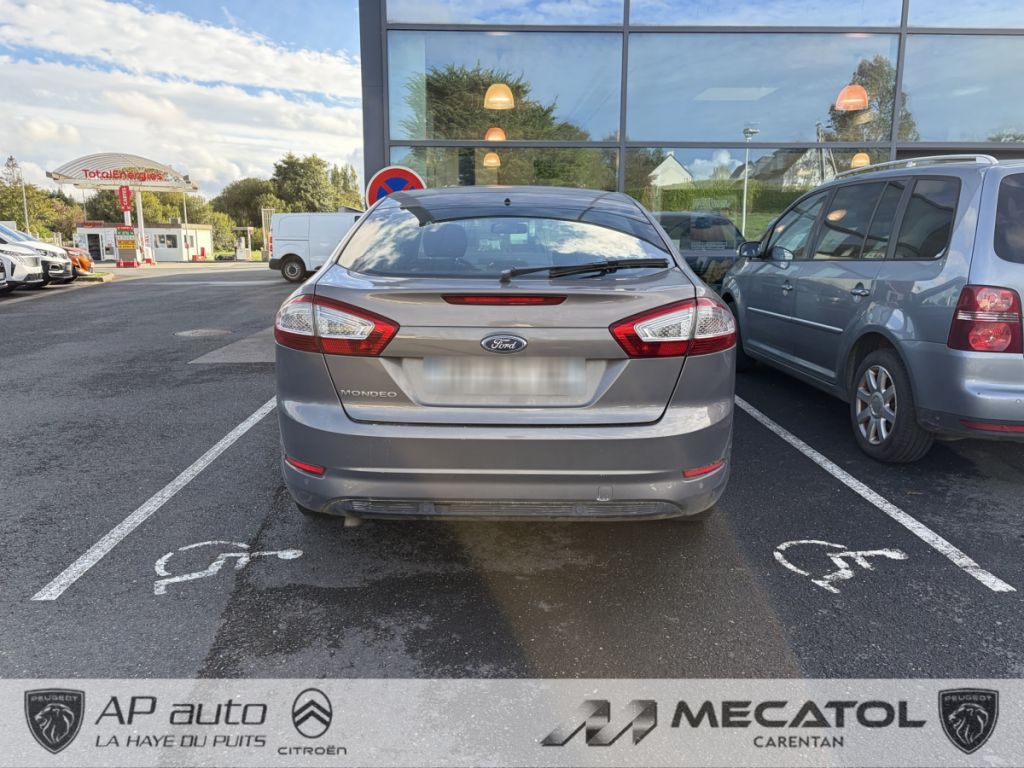 Ford Mondeo (3) 2.0 TDCi 140 FAP Powershift Titanium VENDU UNIQUEMENT AUX PROFESSIONNELS DE L'AUTOMO