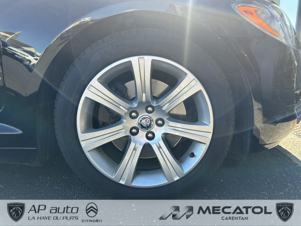 Jaguar XF V6 3.0D LUXE PREMIUM