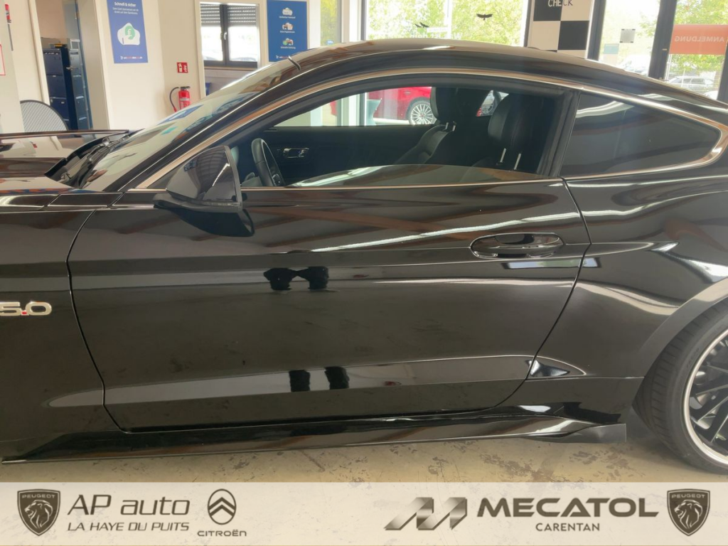 Ford Mustang (6) Fastback V8 BVM6 GT
