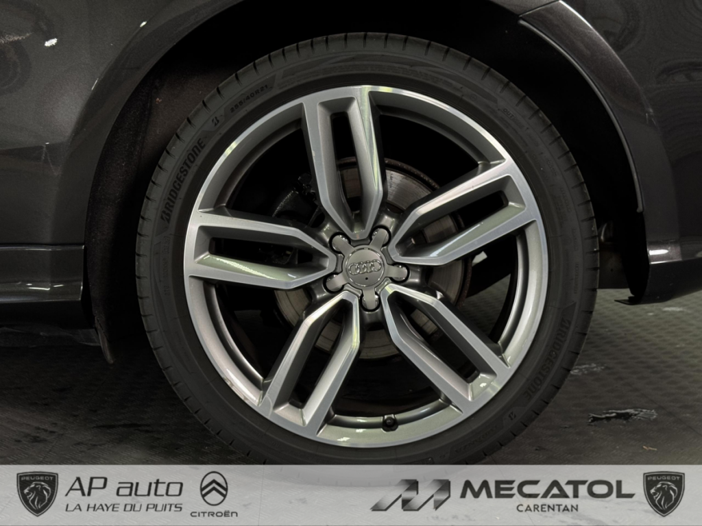 Audi SQ5 3.0 V6 BiTDI 326 Quattro Tiptronic 8 5 portes  (oct. 2015) (co2 174)