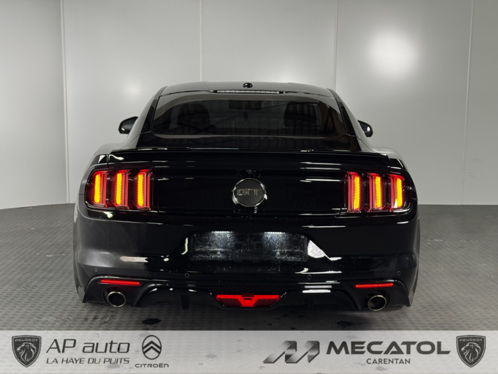 Ford Mustang (6) Fastback V8 BVM6 GT