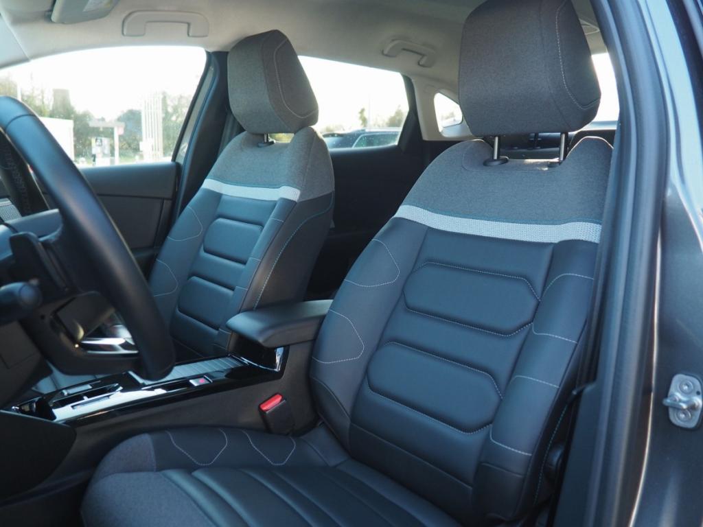 Citroën C4 X PureTech 130 EAT8 MAX