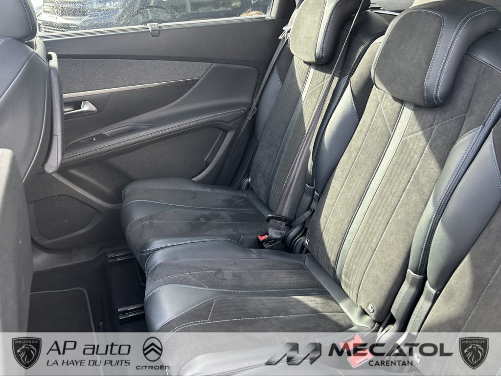 Peugeot 5008 (2) BlueHDi 130 S&S EAT8 CROSSWAY
