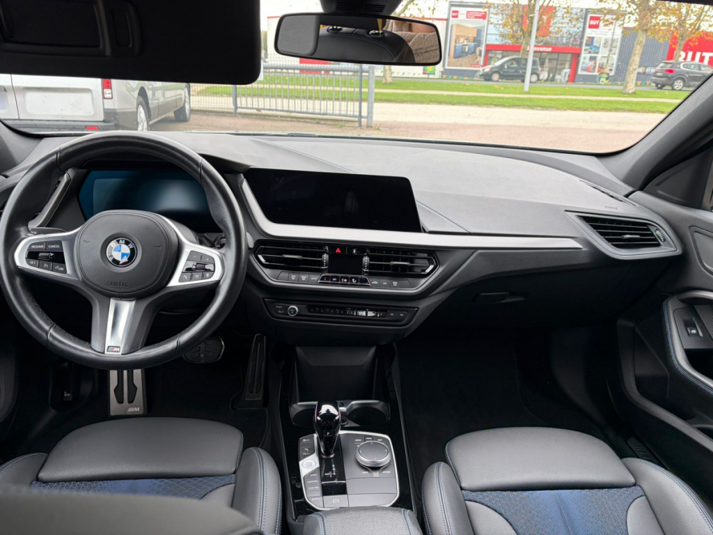 Bmw Série 1 (3) 118i DKG7 M Sport (F40)  5 portes  (oct. 2022) (co2 134)