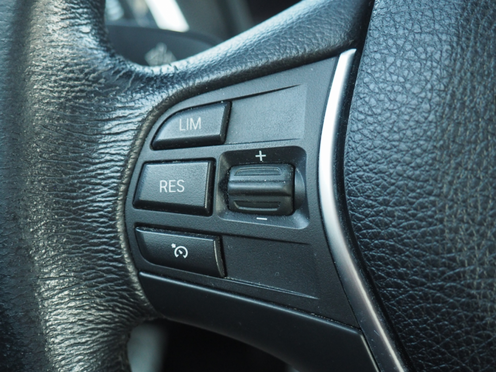 Bmw Série 1 (2) 118d Executive (F20 LCI)  5 portes  (févr. 2019) (co2 105)