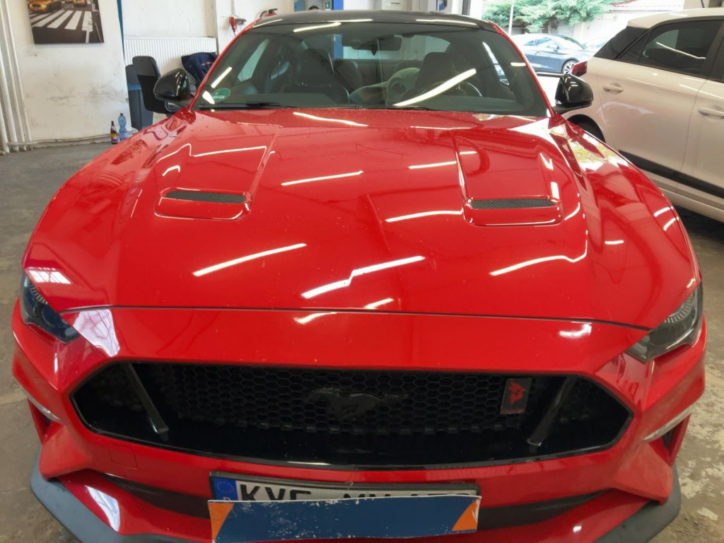 Ford Mustang (6) Convertible V8 BVM6 GT