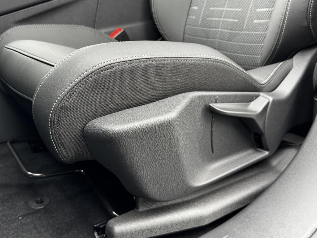 Peugeot 3008 (3) 1.2 HYBRID 145 E-DCS6 GT