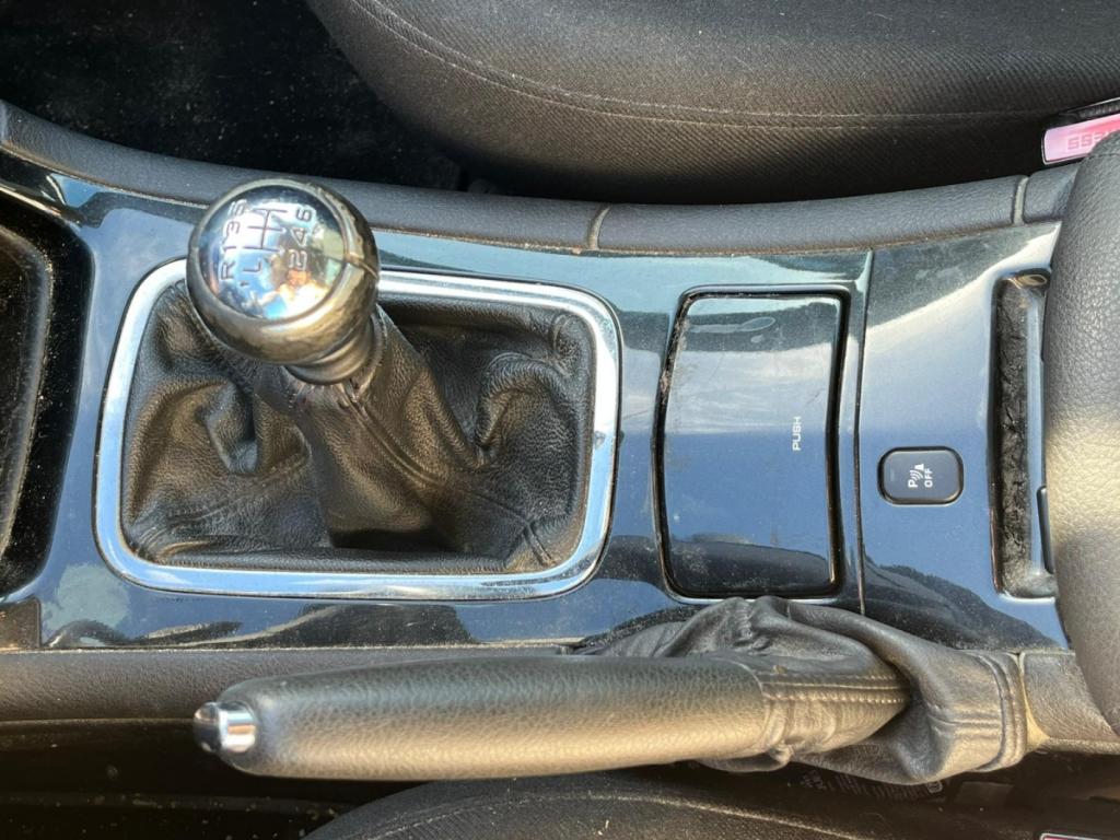 Peugeot 607 PREMIUM 2.0 HDI 136 FAP UNIQUEMENT AU PROFESSIONEL DE L'AUTOMOBILE