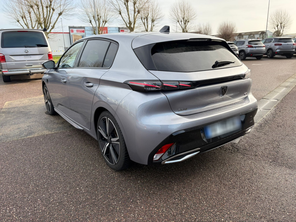 Peugeot 308 (3) 1.5 BLUEHDI 130 AUTO 8 GT