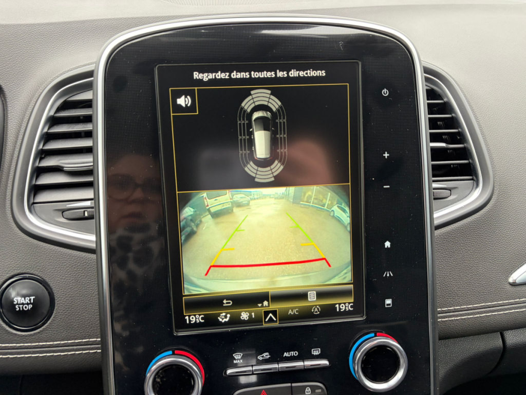 Renault Scénic (4) Business Intens Blue dCi 120 EDC