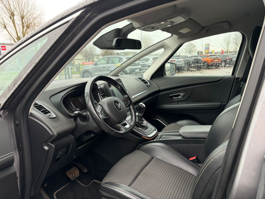 Renault Scénic (4) Business Intens Blue dCi 120 EDC