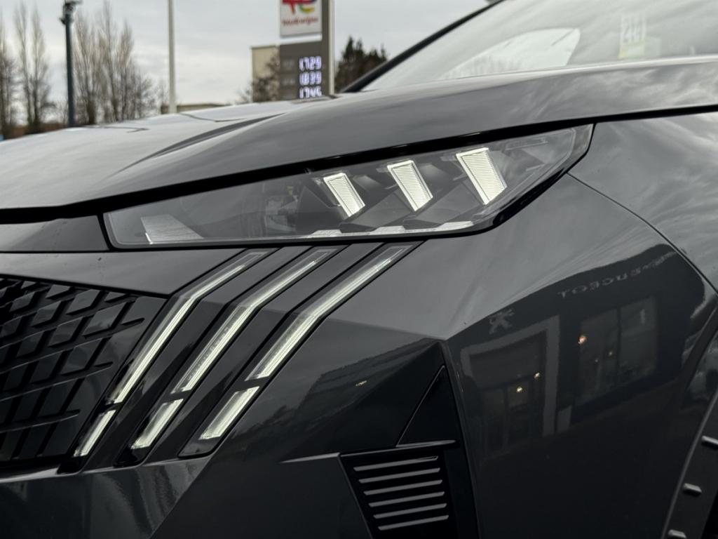 Peugeot 3008 (3) 1.2 HYBRID 145 E-DCS6 GT