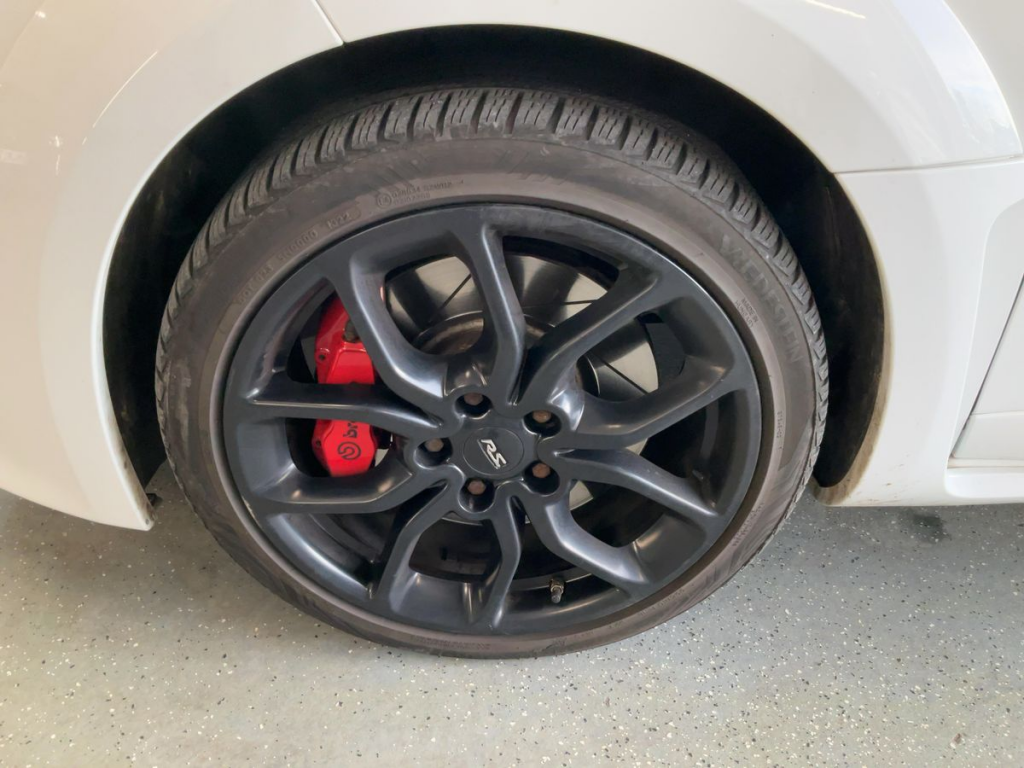 Renault Mégane Coupé Renault Sport (3) R.S. 2.0T 275 S&S E6 sans plomb 95 3 portes Coupé (oct. 20