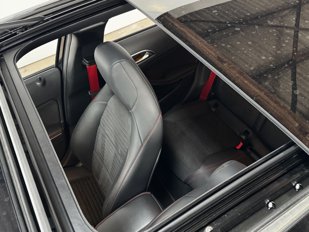 Mercedes Classe A Berline (3) Mercedes-AMG A 45 4MATIC