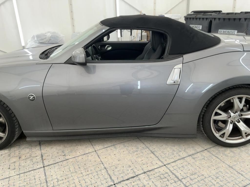 Nissan 370Z 3.7 V6 328 Pack (NEW)  2 portes Cabriolet (janv. 2012) (co2 254)