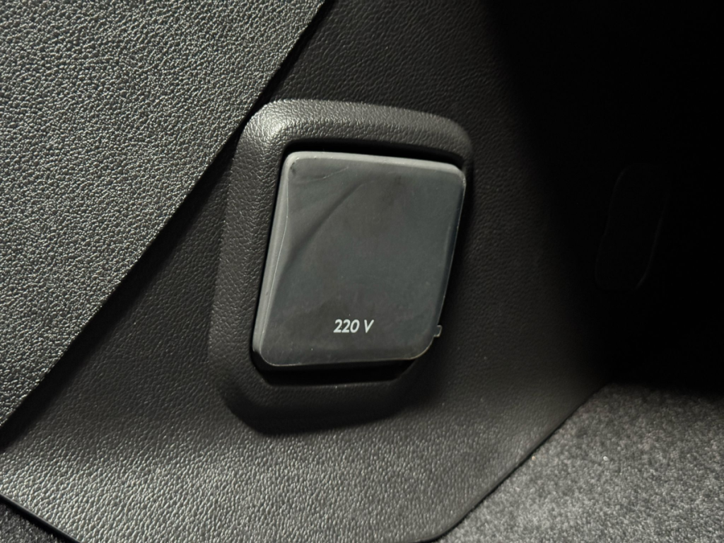 Peugeot Rifter PEUGEOT RIFTER III Ph.2 (N1) M ALLURE 1.5 BlueHDi 130 EAT8