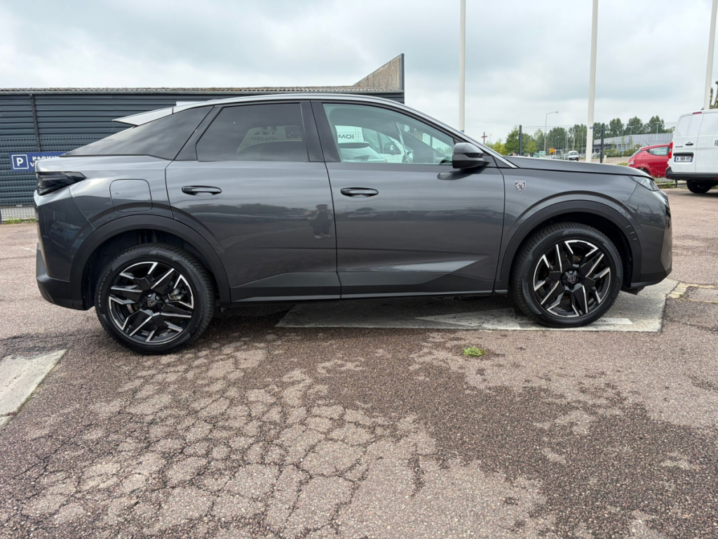 Peugeot 3008 (3) 1.2 HYBRID 136 E-DCS6 GT