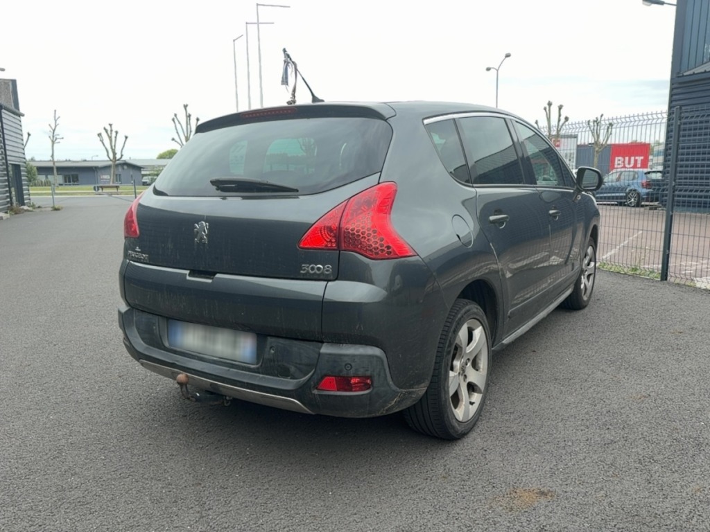 Peugeot 3008 1.6 HDI FAP CONFORT PACK VEHICUELE VENDU UNIQUEMENT AUX PROFESSIONNELS DE L4AUTOMOBILE