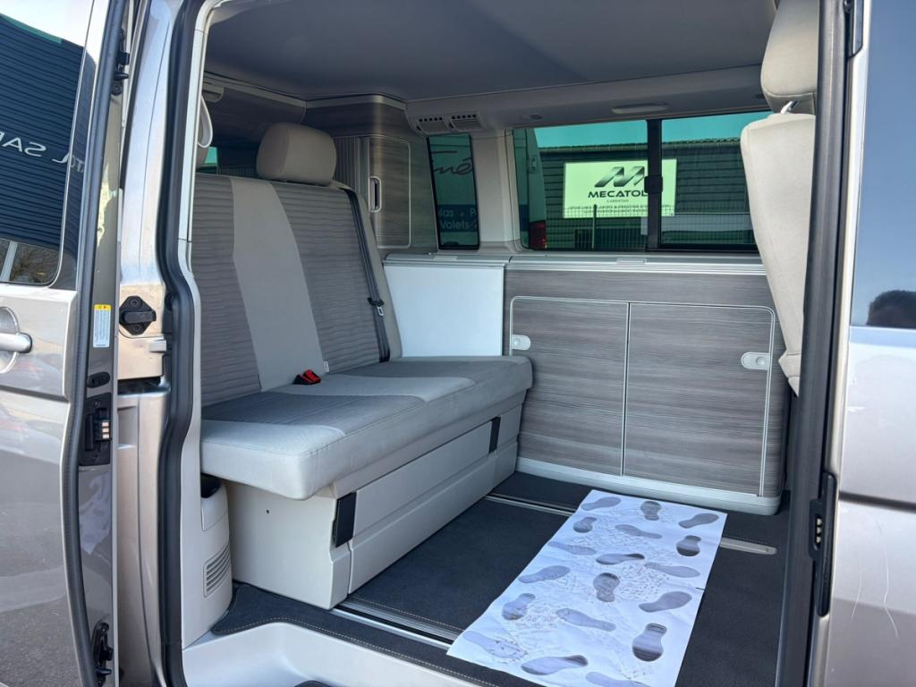 Volkswagen California (6) 2.0TDI 204 DSG7 Coast