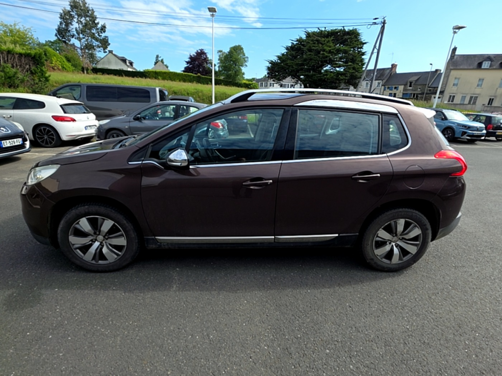 Peugeot 2008 1.6 E-HDi 92 Allure Uniquement pour les professionnel de l'automobile