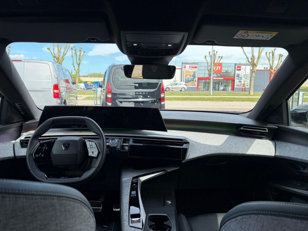 Peugeot 5008 (3) 1.2 HYBRID 145 E-DCS6 GT
