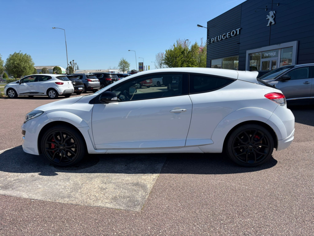 Renault Mégane Coupé Renault Sport (3) R.S. 2.0T 275 S&S E6 sans plomb 95 3 portes Coupé (oct. 20