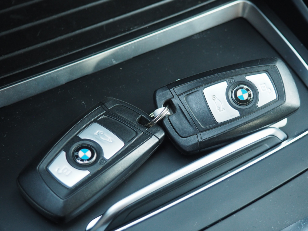 Bmw Série 1 (2) 118d Executive (F20 LCI)  5 portes  (févr. 2019) (co2 105)