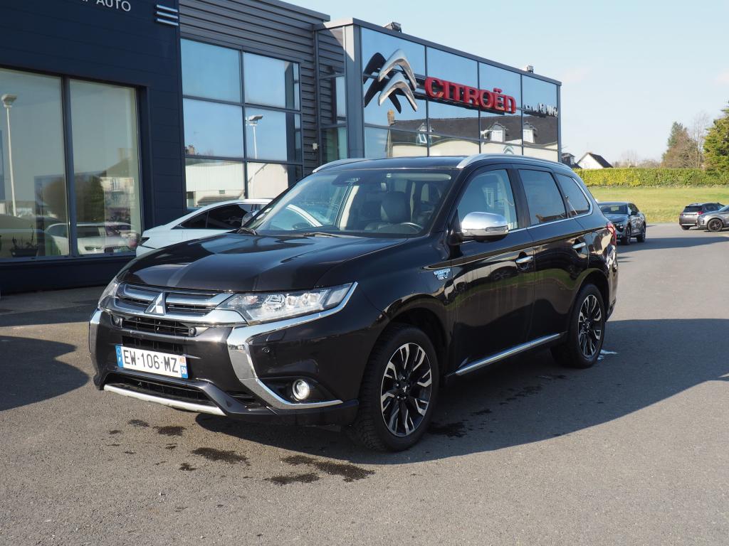 MITSUBISHI OUTLANDER 2.0I 200 PHEV Hybride rechargeable Essence Intense