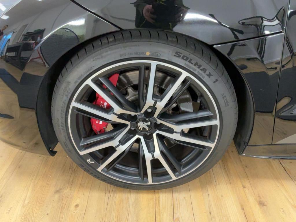 Peugeot RCZ 1.6 THP 270 R