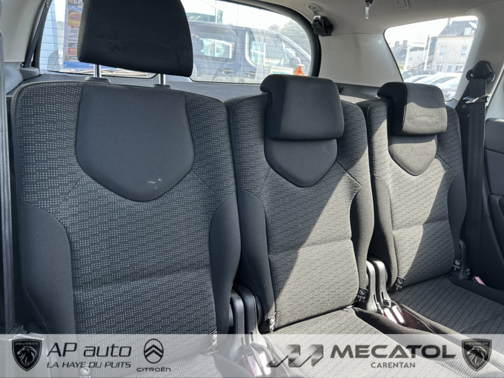Peugeot 308 SW 1.6 HDI 112 FAP CONFORT PACK vendu dans l'état uniquement aux professionnels de l'au