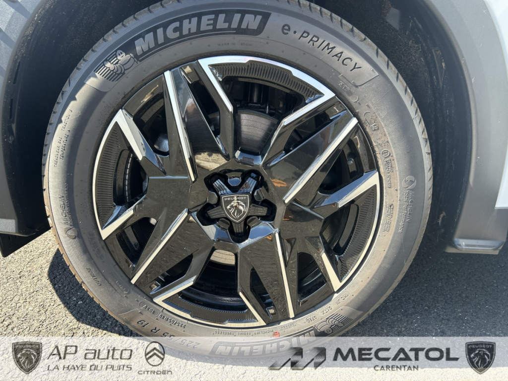 Peugeot 5008 (3) 1.2 HYBRID 136 E-DCS6 ALLURE