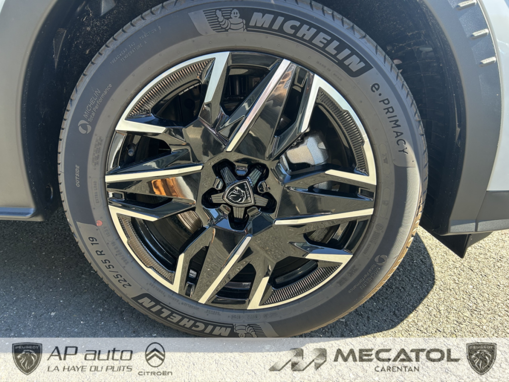 Peugeot 5008 (3) 1.2 HYBRID 136 E-DCS6 ALLURE