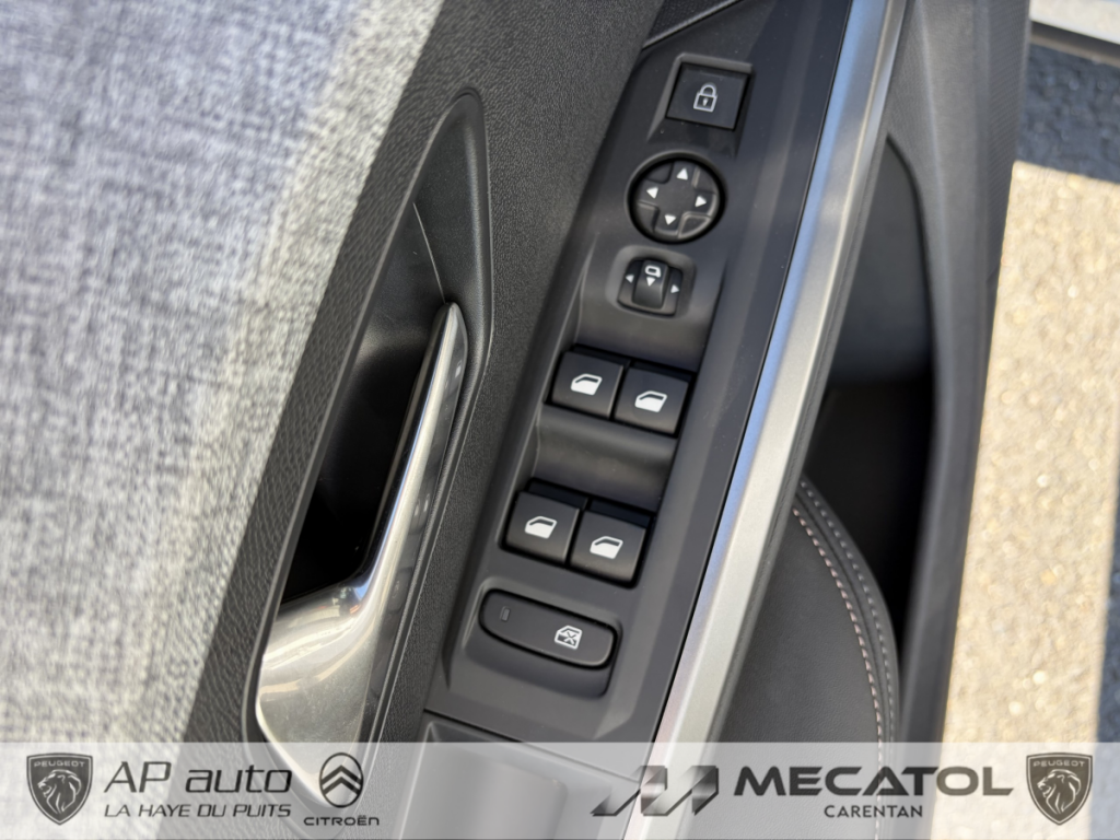 Peugeot 5008 (3) 1.2 HYBRID 136 E-DCS6 ALLURE