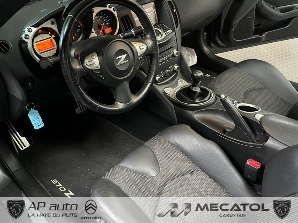 Nissan 370Z 3.7 V6 328 Pack